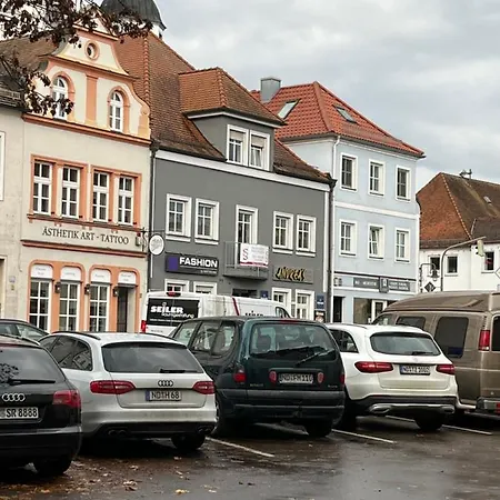 アパート Zum Vermieten Direkt An Der Donau Und Am Schloss
